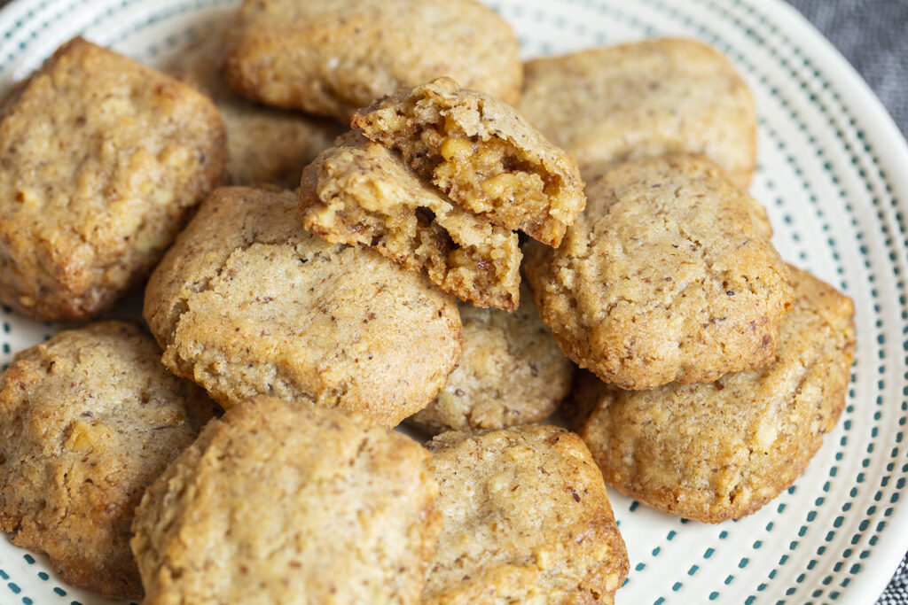 dolci di noci cookies