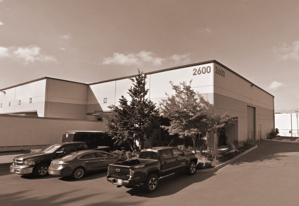 Exterior shot of Elephants Milwaukie Kitchen