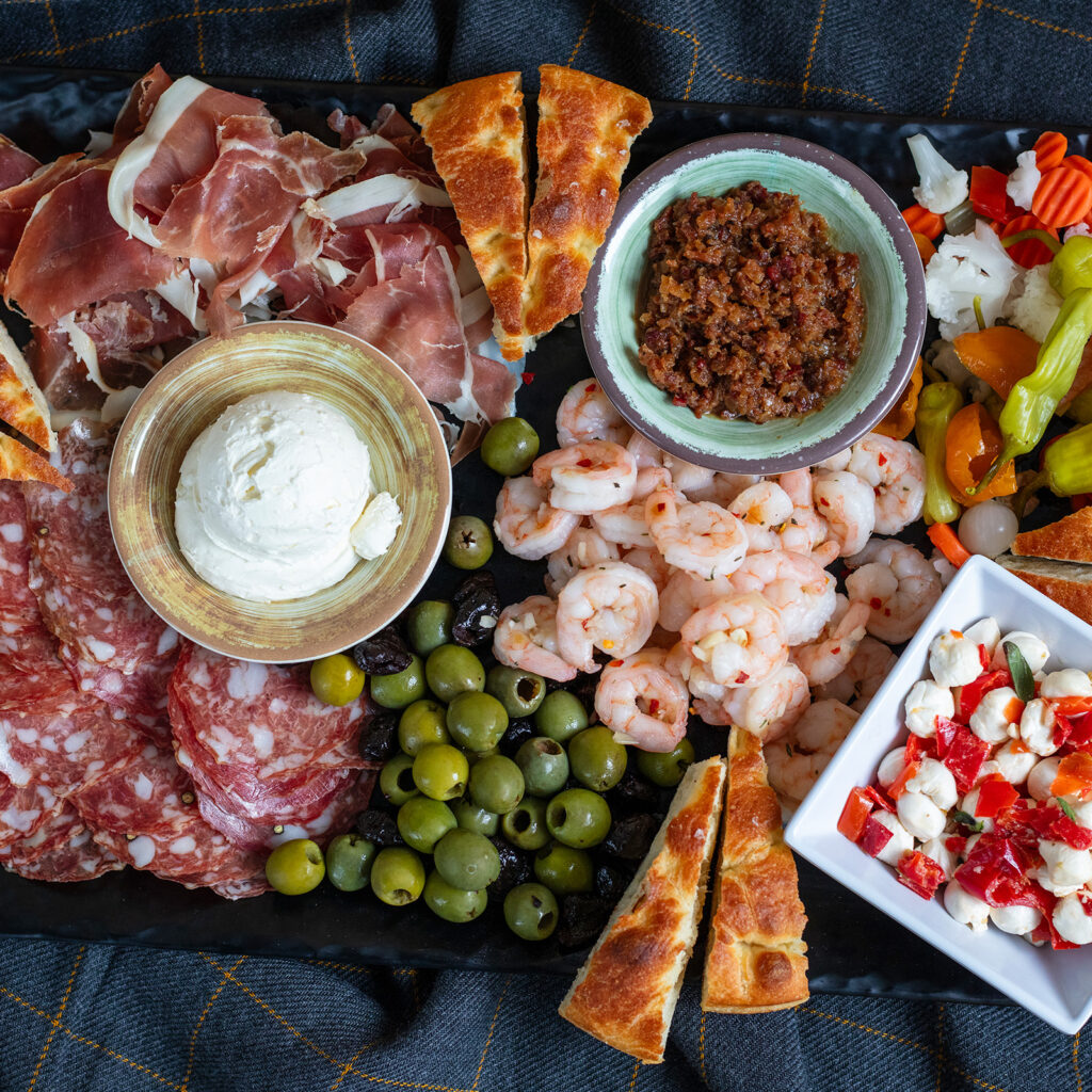 a photo of https://staging.elephantsdeli.com/locations/elephants-at-world-trade-center/